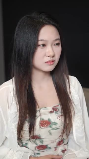 靠近老公就能涨修为这婚不离了（109集）短剧全集热力排行榜之一