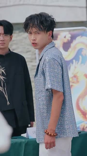 收废品怎么了我就要拒绝校花（80集）短剧终篇全集限免看