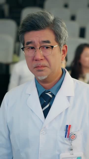 实习医生会转移疼痛，我反手转移（75集）短剧热映全集免费刷