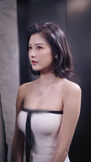 我怼人能爆金币,怼到女神也倒追(80集) 我怼人能爆金币,怼到女神也倒追(80集)短剧爆款全集在线播