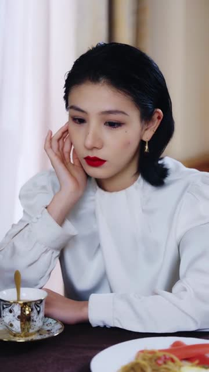 秦总别追了，夫人已经嫁人了（80集）短剧热映全集免费刷