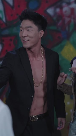 美女请留步，本道爷有事和你说（83集）短剧全剧终高清放送