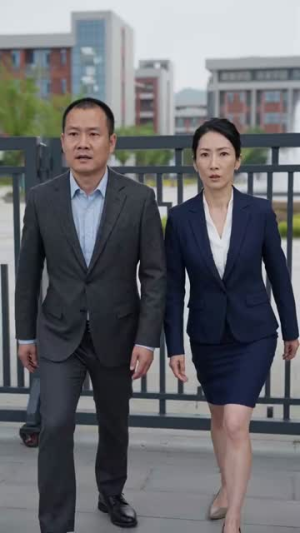 萧小姐欠下风流债后追悔莫及(85集) 萧小姐欠下风流债后追悔莫及(85集)短剧合集蓝光画质