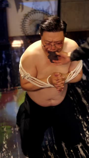 总裁您的护卫万人迷（80集）短剧热映全集免费刷